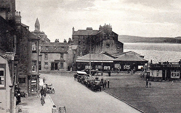 old moorings building largs